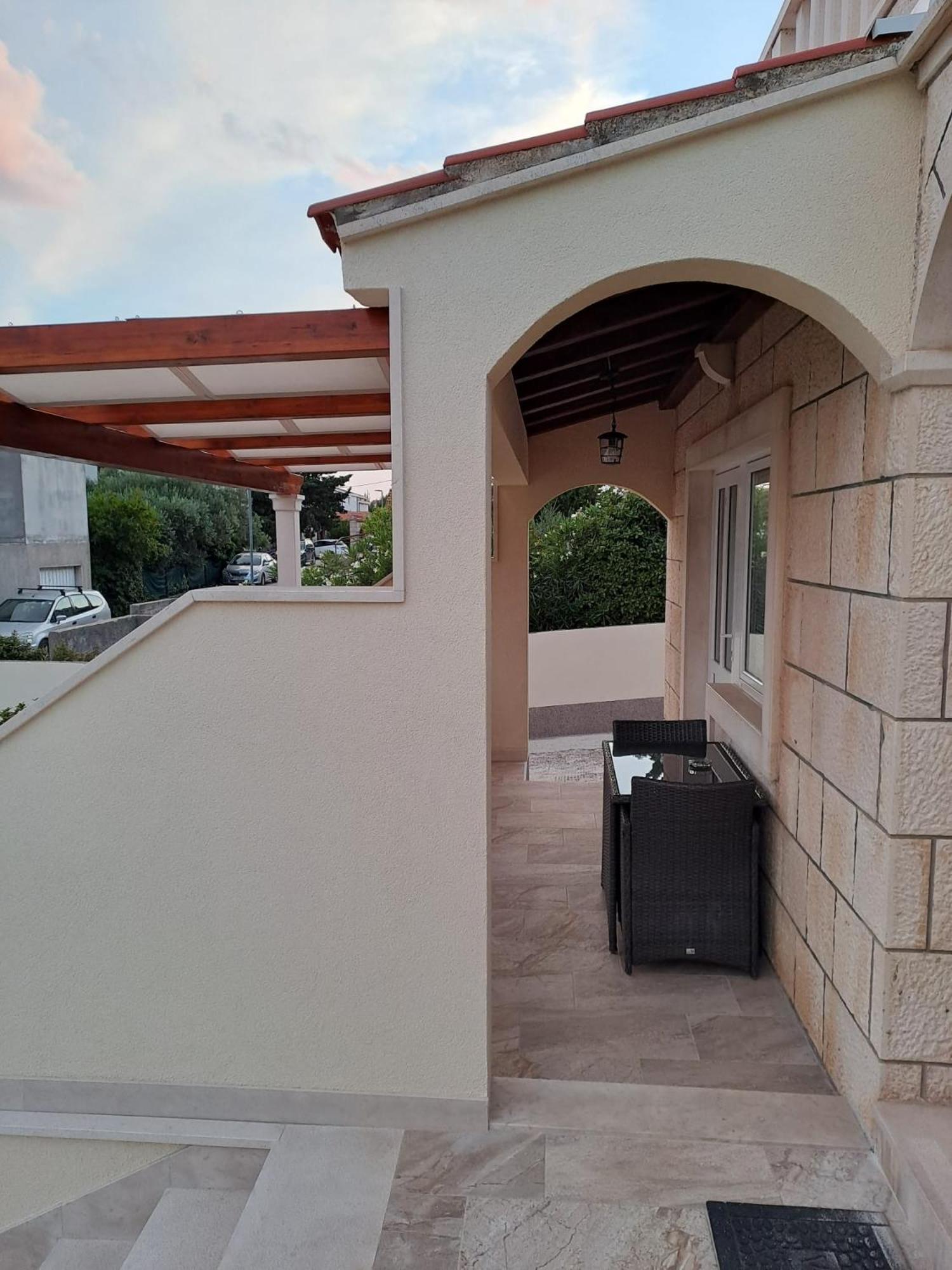 Apartments Jerica Bol Exterior photo